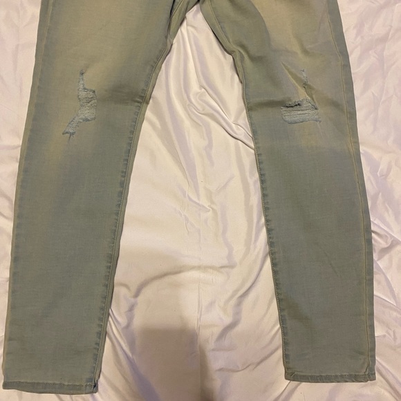 NWT Arizona Jean Co. Denim jeans. Size 13 Juniors. - Picture 2 of 8